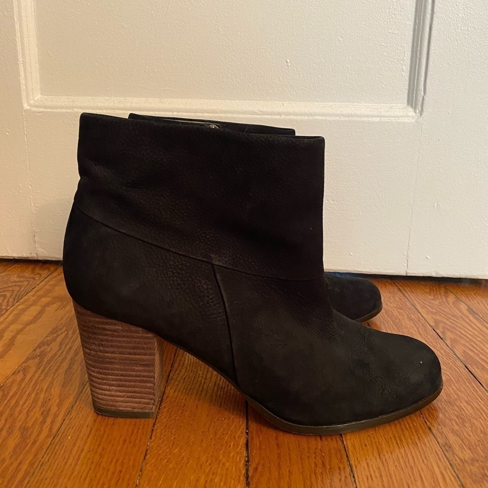 Cole Haan Cassidy Black Suede Booties Size 9.5